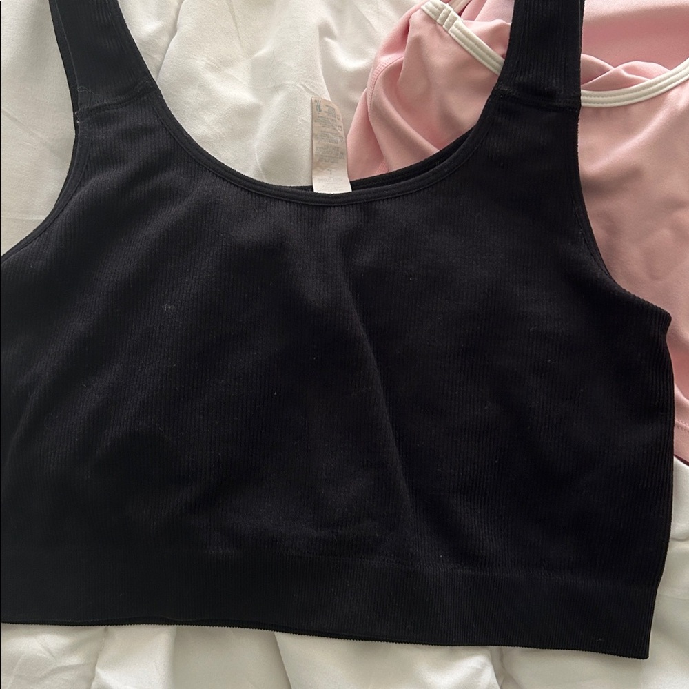 Sports bras - Picture 5 of 5